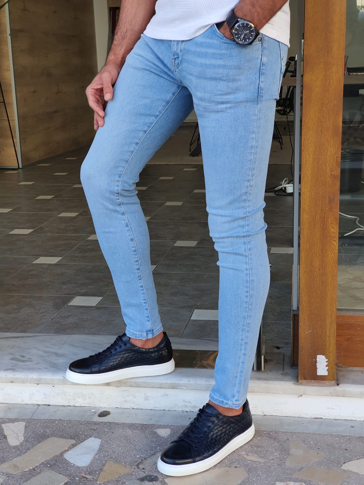 Buy Men's Acrux Stone Black Slim Fit Jeans Online | SNITCH